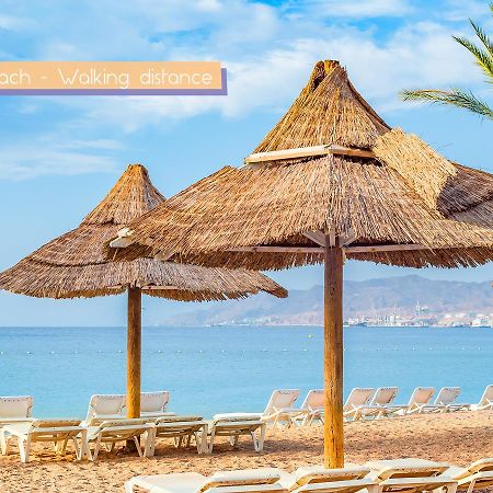 Faroyal Luxury Suite Ейлат Екстериор снимка